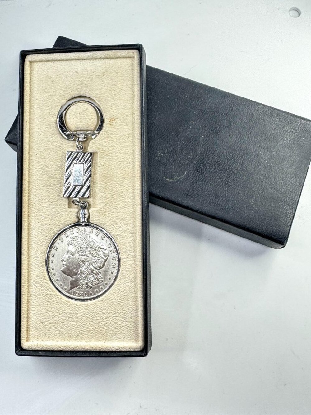 Vintage Swank Genuine 1921 Morgan Silver Dollar Keychain with Box SS347